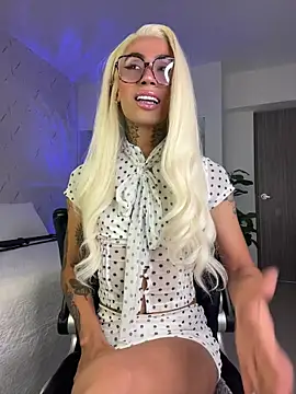 Snapshot of Miss_sagitario chatting on May 2026 12:00:01 PM Miss sagitario online show from May 2026 12:00:01 PM