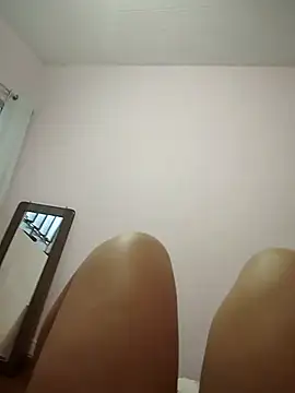 loiradiva29 online show from January 2025 08:50:01 PM