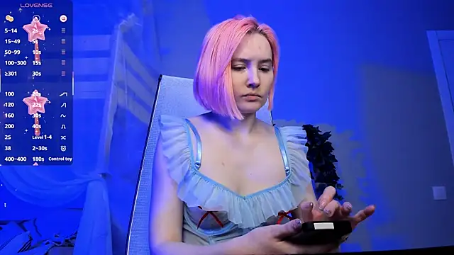 ReiYosimoto online show from October 2025 12:03:02 PM