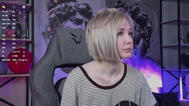 ReiYosimoto online show from February 2026 03:30:01 PM