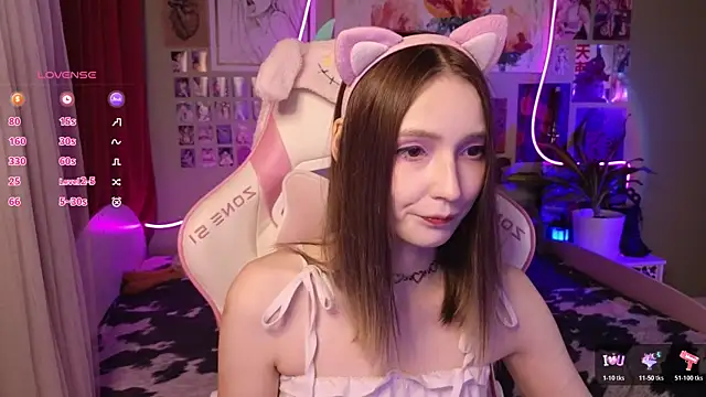 Evie Ro online show from April 2026 08:43:02 PM