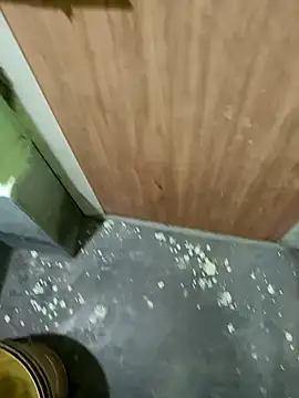 Snapshot of u_wan_me chatting on December 2024 09:40:02 PM u wan me online show from December 2024 09:40:02 PM