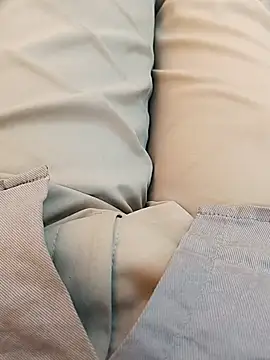 Snapshot of u_wan_me chatting on March 2025 10:24:02 AM u wan me online show from March 2025 10:24:02 AM