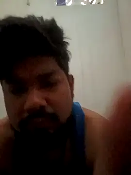 Snapshot of u_wan_me chatting on March 2025 02:14:02 AM u wan me online show from March 2025 02:14:02 AM