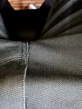 Snapshot of u_wan_me chatting on March 2025 01:23:01 PM u wan me online show from March 2025 01:23:01 PM