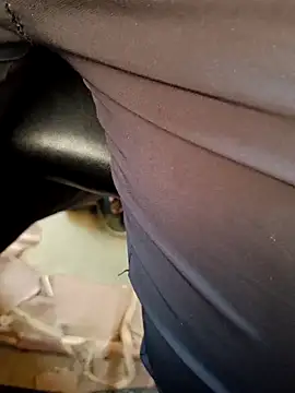 Snapshot of u_wan_me chatting on October 2025 05:19:02 AM u wan me online show from October 2025 05:19:02 AM