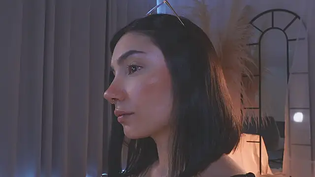 Snapshot of AmyArmstrong chatting on November 2025 08:43:01 PM AmyArmstrong online show from November 2025 08:43:01 PM