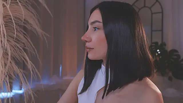 Snapshot of AmyArmstrong chatting on November 2025 08:53:01 PM AmyArmstrong online show from November 2025 08:53:01 PM