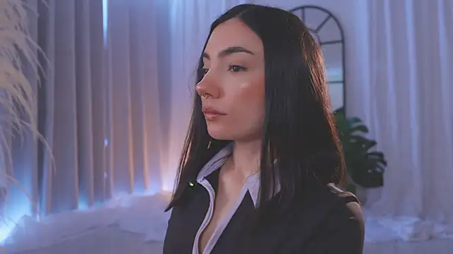 Snapshot of AmyArmstrong chatting on November 2025 02:50:01 PM AmyArmstrong online show from November 2025 02:50:01 PM