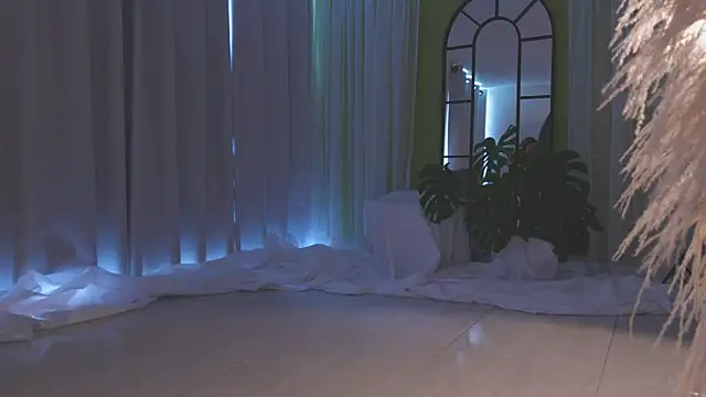 Snapshot of AmyArmstrong chatting on December 2025 08:50:02 PM AmyArmstrong online show from December 2025 08:50:02 PM