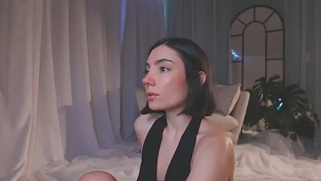 AmyArmstrong online show from March 2026 11:00:01 PM