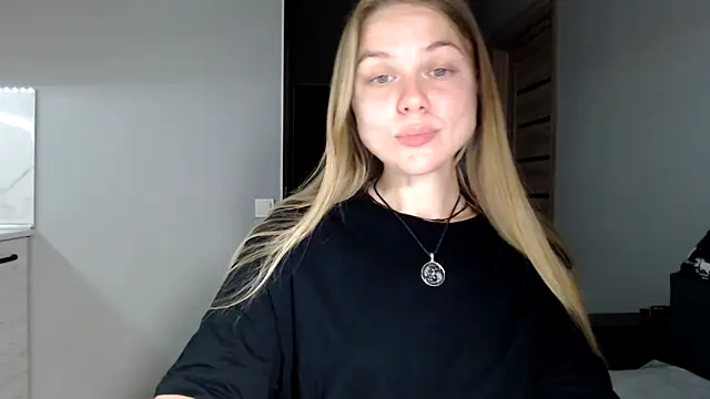 Snapshot of Sunbeam_ chatting on May 2026 09:55:01 PM Sunbeam online show from May 2026 09:55:01 PM