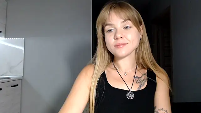 Snapshot of Sunbeam_ chatting on August 2026 08:44:01 PM Sunbeam online show from August 2026 08:44:01 PM