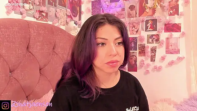 natalie jaensen online show from December 2024 12:32:02 AM