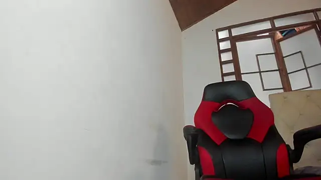 Snapshot of oliver_price1 chatting on March 2026 02:50:01 PM oliver price1 online show from March 2026 02:50:01 PM