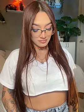 DaniDusan  online show from October 2025 04:15:02 PM