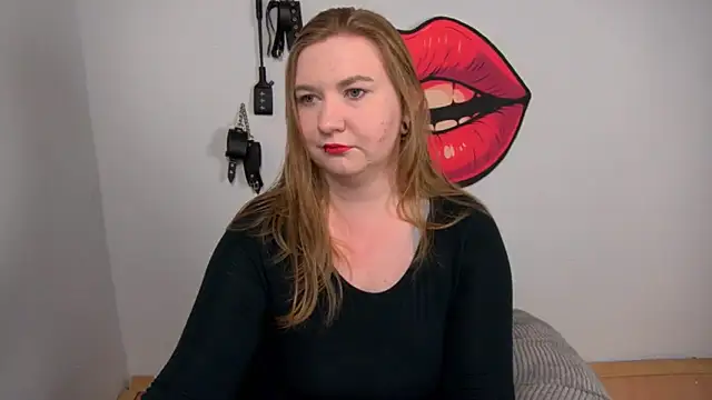 Snapshot of LaraDream chatting on October 2025 02:18:02 PM LaraDream online show from October 2025 02:18:02 PM