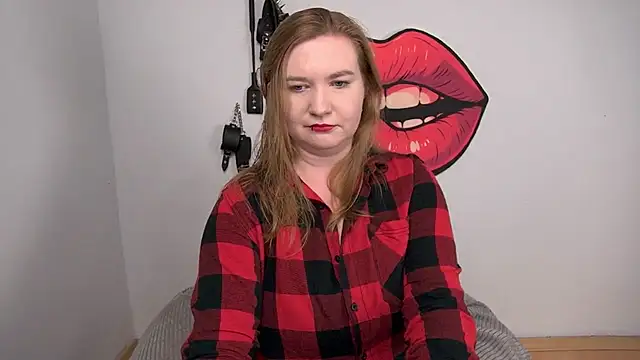 Snapshot of LaraDream chatting on November 2025 04:50:01 PM LaraDream online show from November 2025 04:50:01 PM