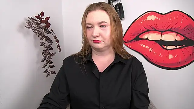 Snapshot of LaraDream chatting on February 2026 01:27:01 PM LaraDream online show from February 2026 01:27:01 PM