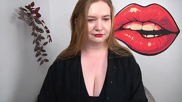 Snapshot of LaraDream chatting on February 2026 02:56:02 PM LaraDream online show from February 2026 02:56:02 PM