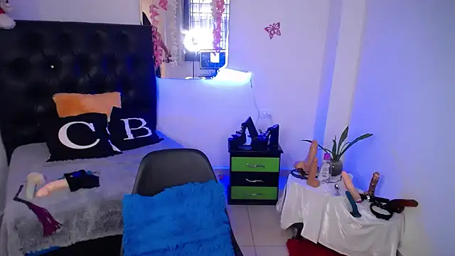 Snapshot of susan_smith18 chatting on January 2025 02:17:02 PM susan smith18 online show from January 2025 02:17:02 PM