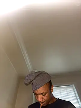 Letgeti online show from November 2025 10:12:01 PM