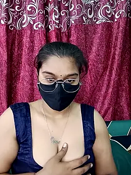 Snapshot of Jasmine_jaaan chatting on May 2026 05:56:01 AM Jasmine jaaan online show from May 2026 05:56:01 AM
